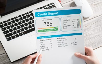 4 Credit Card Myths that Could Hike Your Premiums
